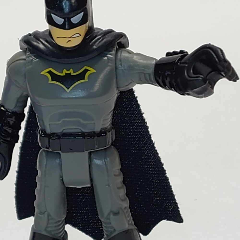 DC Comics Batman and the joker figures - Picture 5 of 12